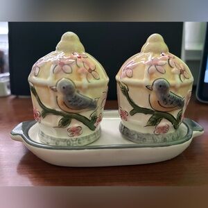 Ceramic Bird Salt and Pepper Shakers